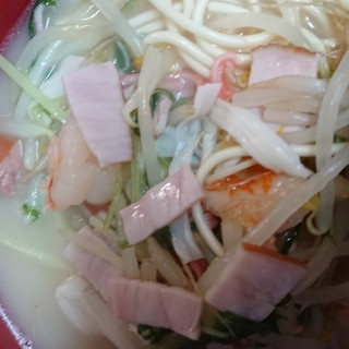 野菜たっぷりのチャンポン麺